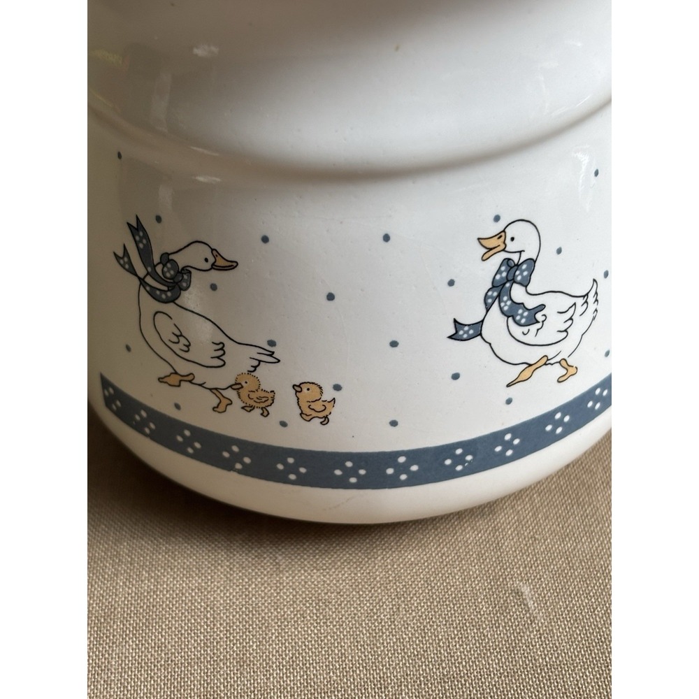Vintage 1980s Country Goose Coffee Mug Blue Ribbon Geese & Goslings Stoneware - Picture 3 of 8